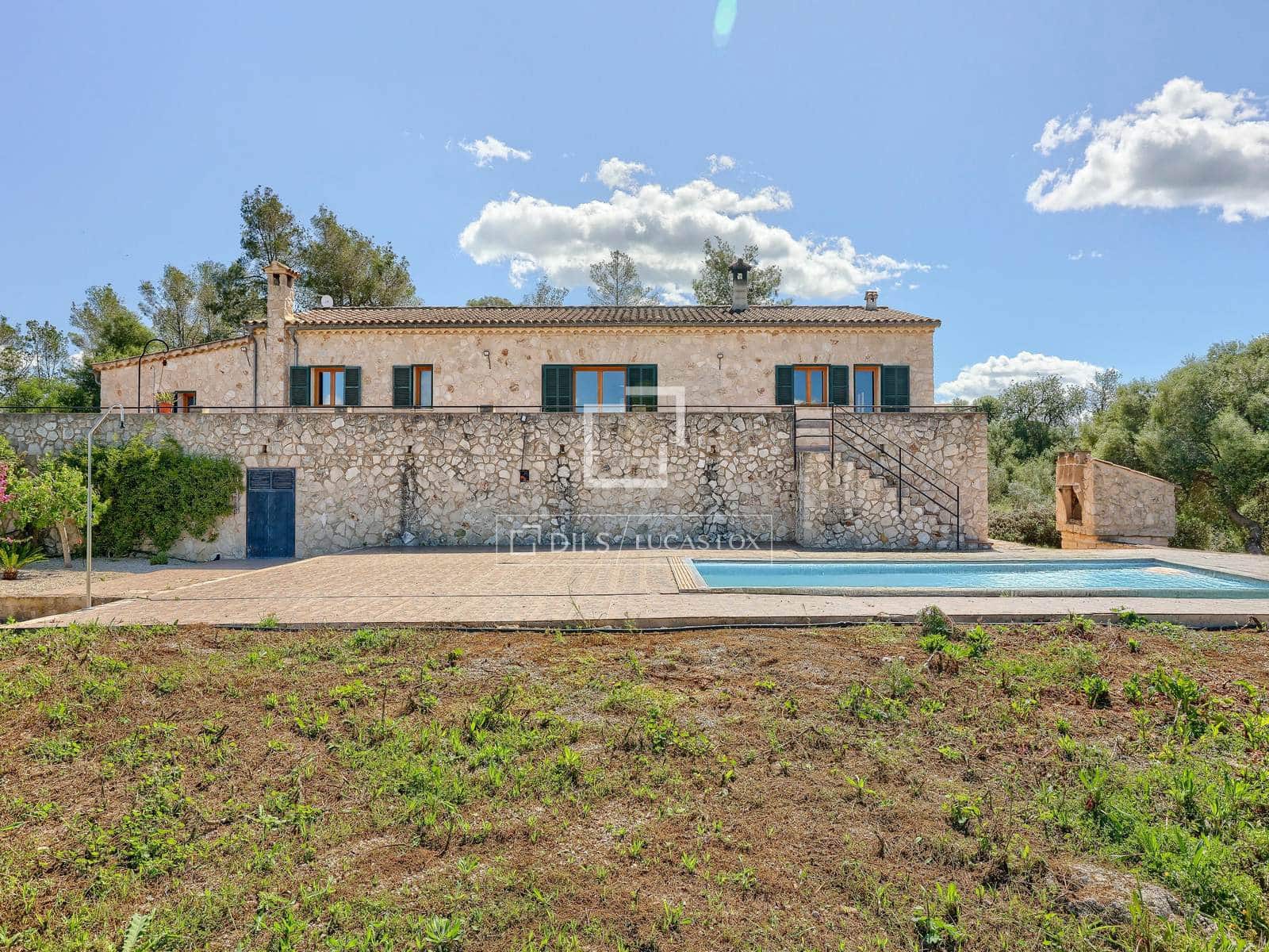 3 slaapkamer Finca/Landhuis te koop in Sant Joan met zwembad - € 1.380.000 (Ref: 9516469)