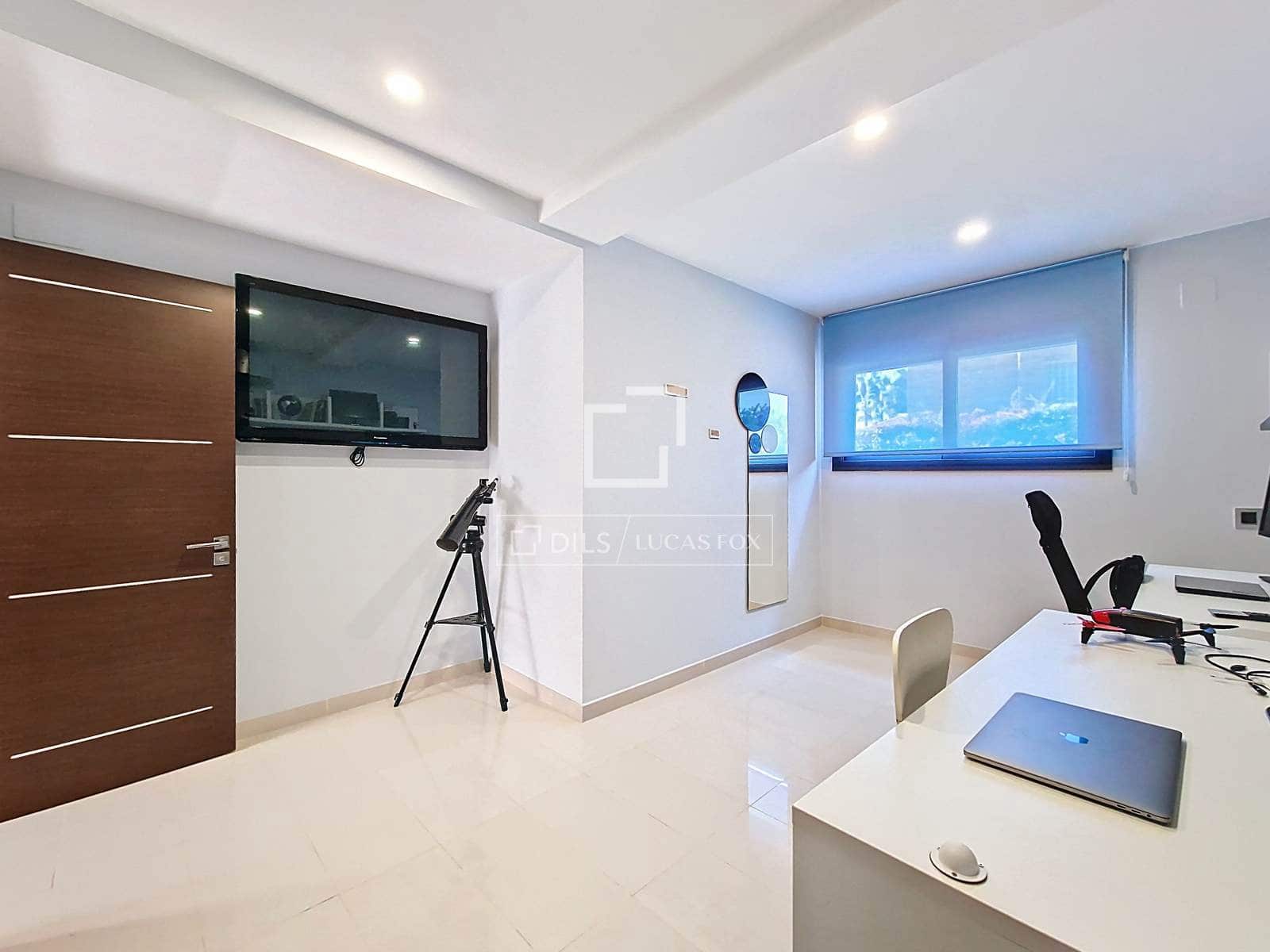 8 slaapkamer Villa te koop in Calafell met zwembad garage - € 1.442.000 (Ref: 9517859)