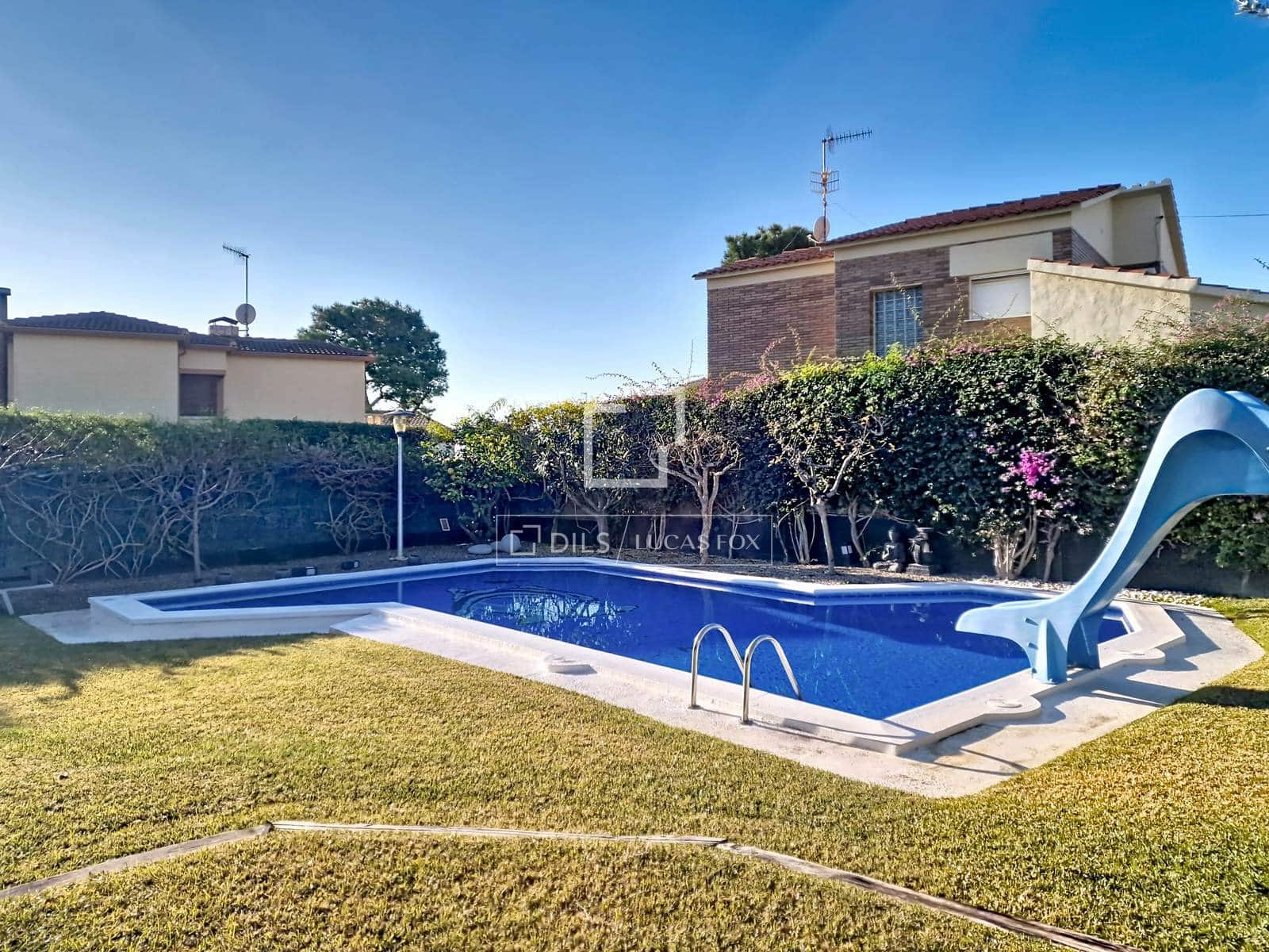 8 slaapkamer Villa te koop in Calafell met zwembad garage - € 1.442.000 (Ref: 9517859)