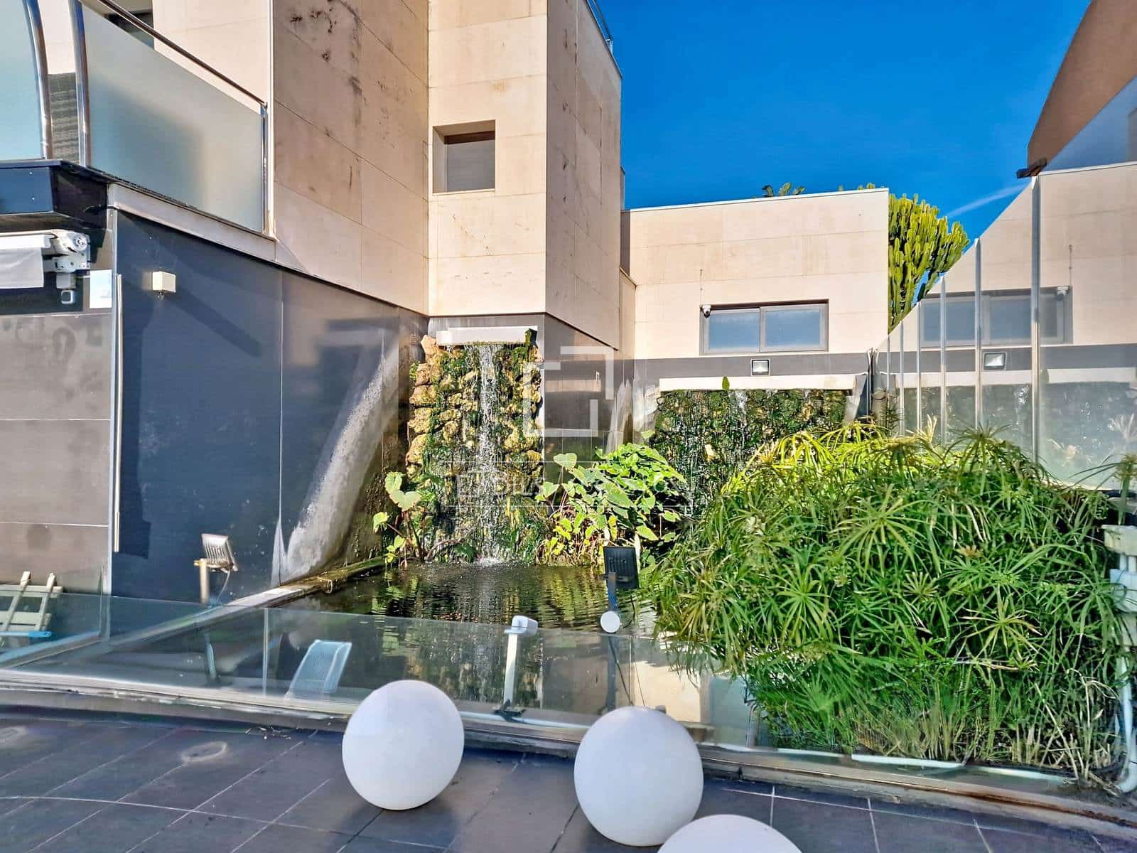 8 slaapkamer Villa te koop in Calafell met zwembad garage - € 1.442.000 (Ref: 9517859)