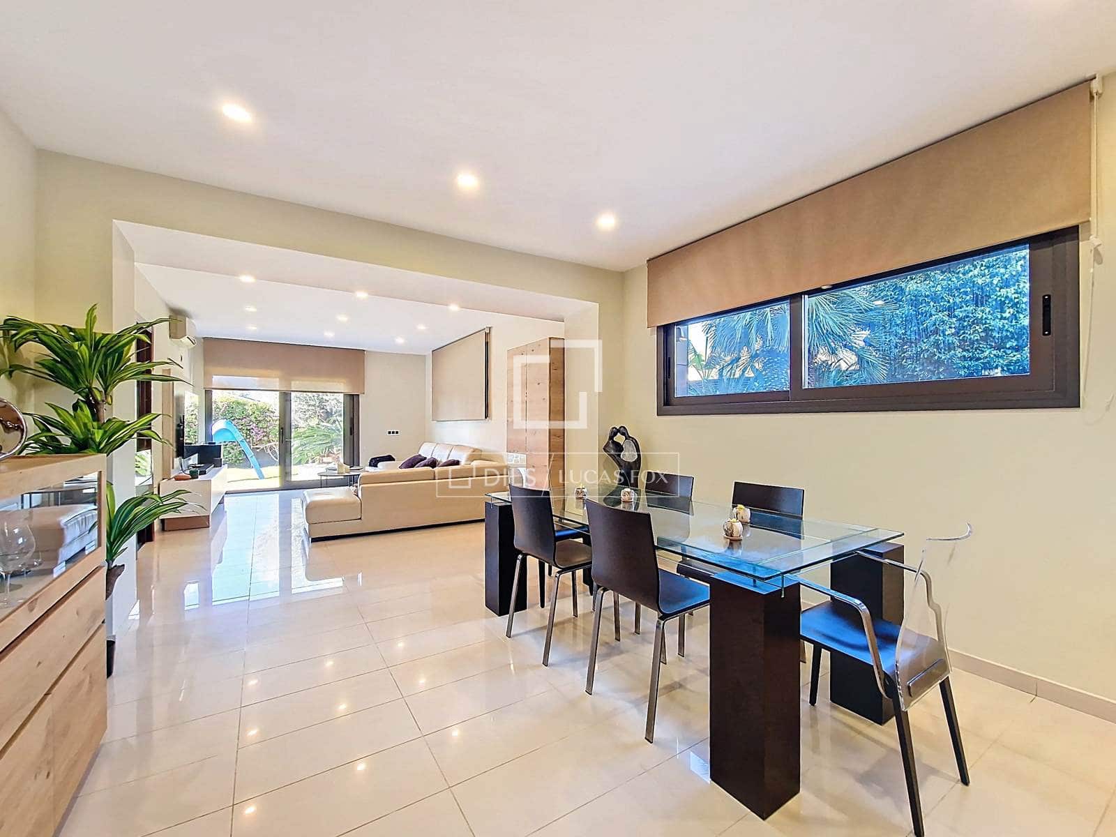 8 slaapkamer Villa te koop in Calafell met zwembad garage - € 1.442.000 (Ref: 9517859)