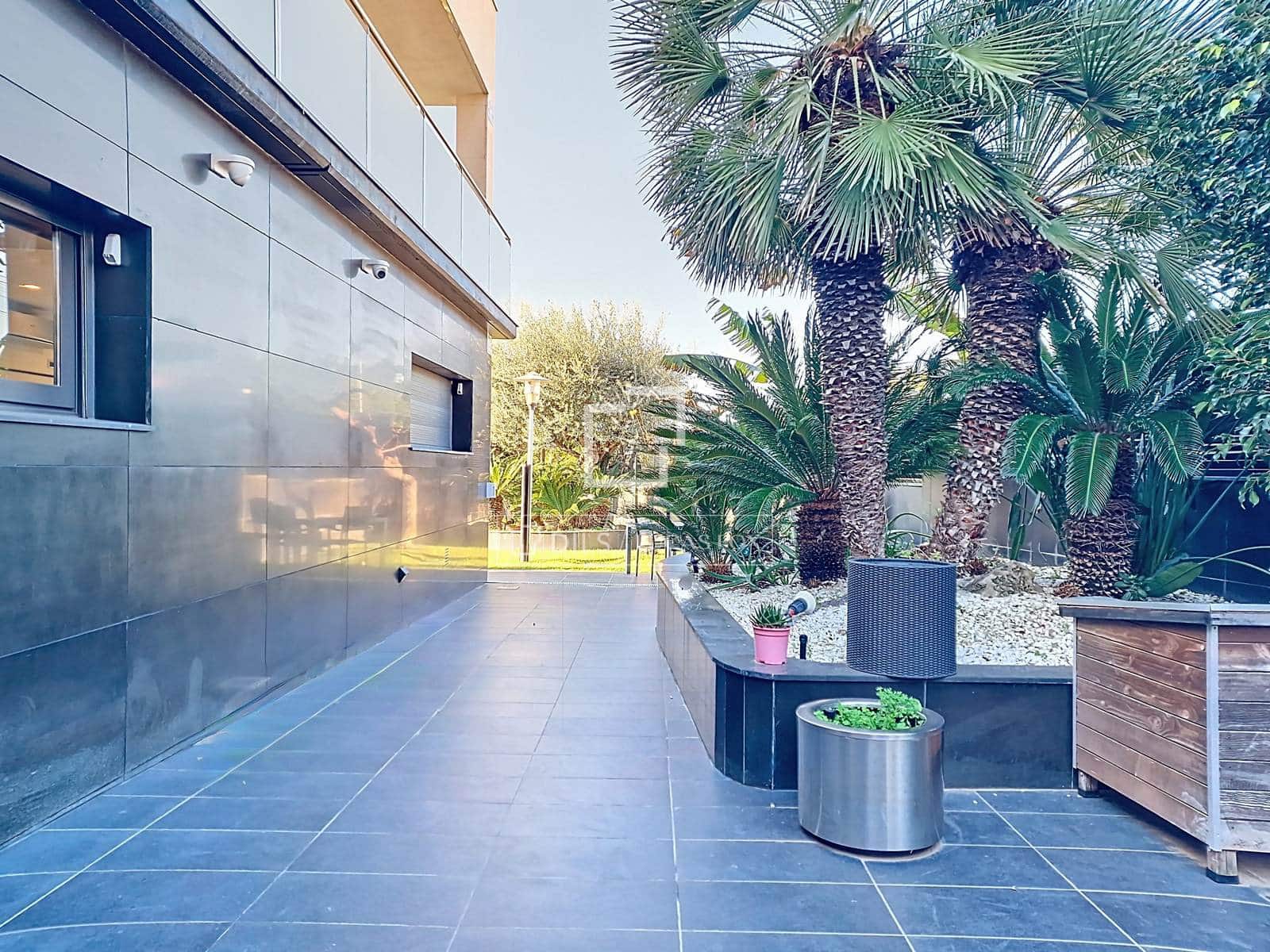 8 slaapkamer Villa te koop in Calafell met zwembad garage - € 1.442.000 (Ref: 9517859)