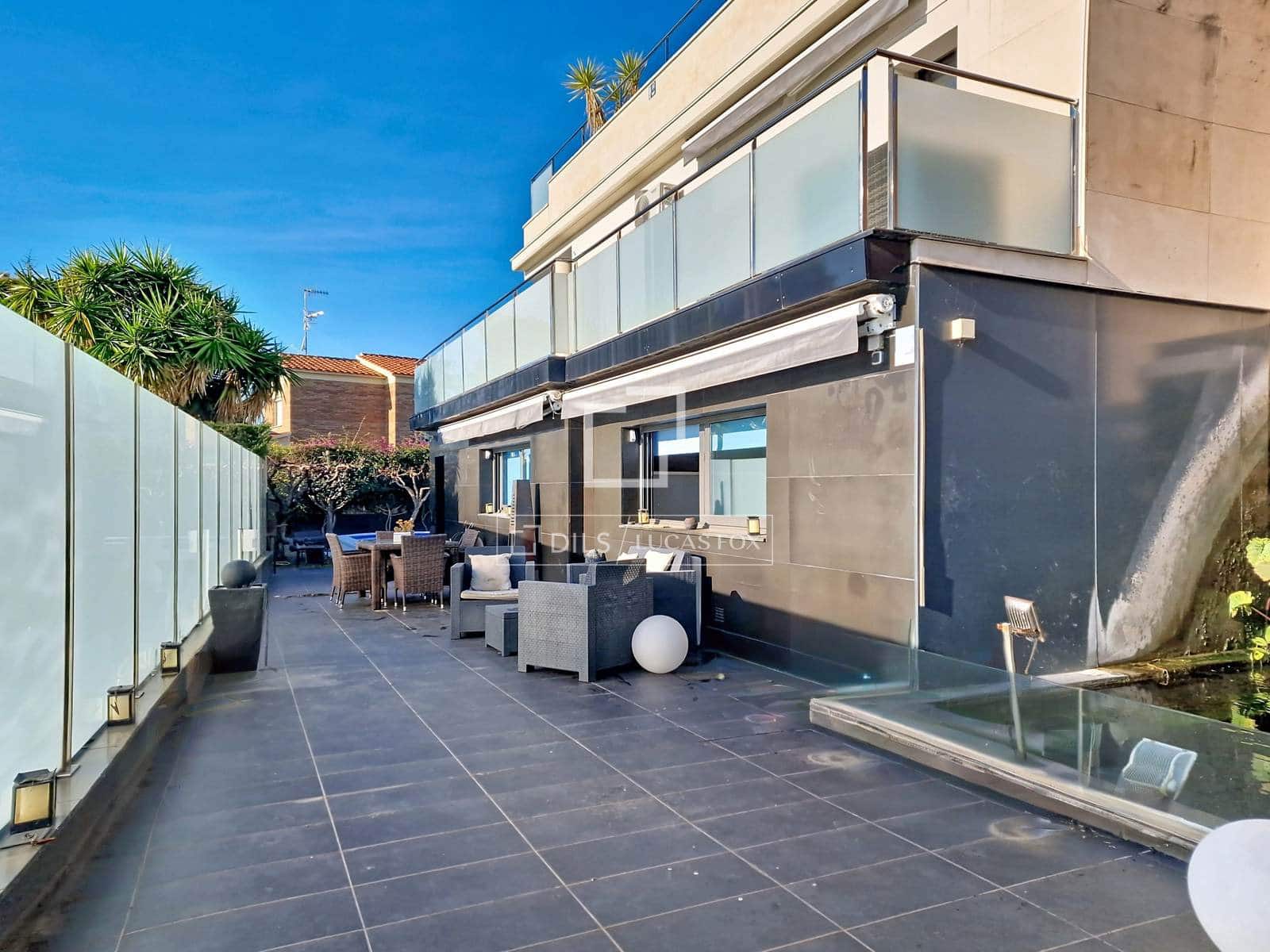 8 slaapkamer Villa te koop in Calafell met zwembad garage - € 1.442.000 (Ref: 9517859)