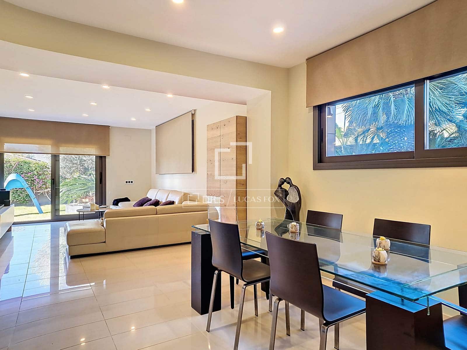 8 slaapkamer Villa te koop in Calafell met zwembad garage - € 1.442.000 (Ref: 9517859)