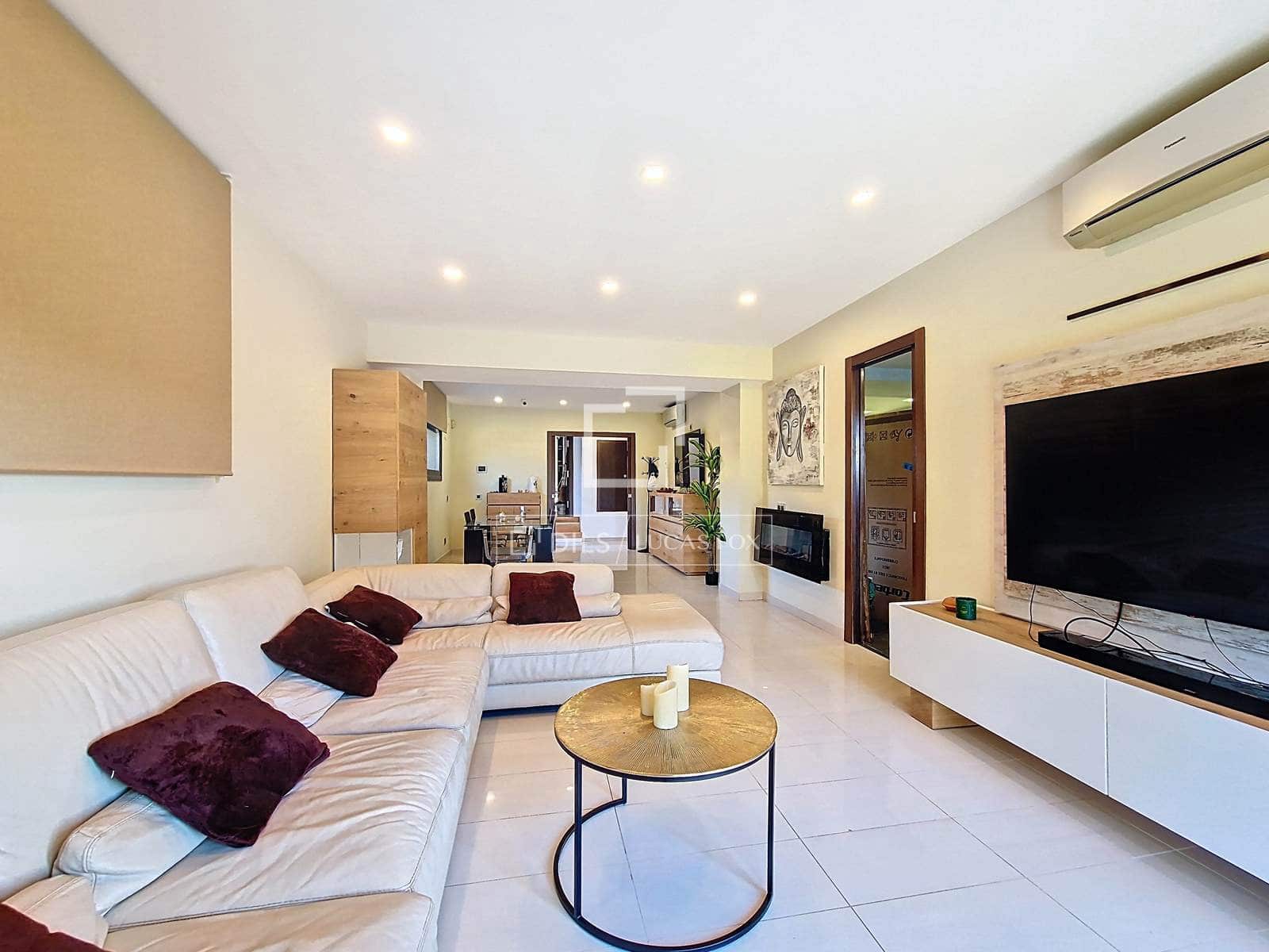 8 slaapkamer Villa te koop in Calafell met zwembad garage - € 1.442.000 (Ref: 9517859)