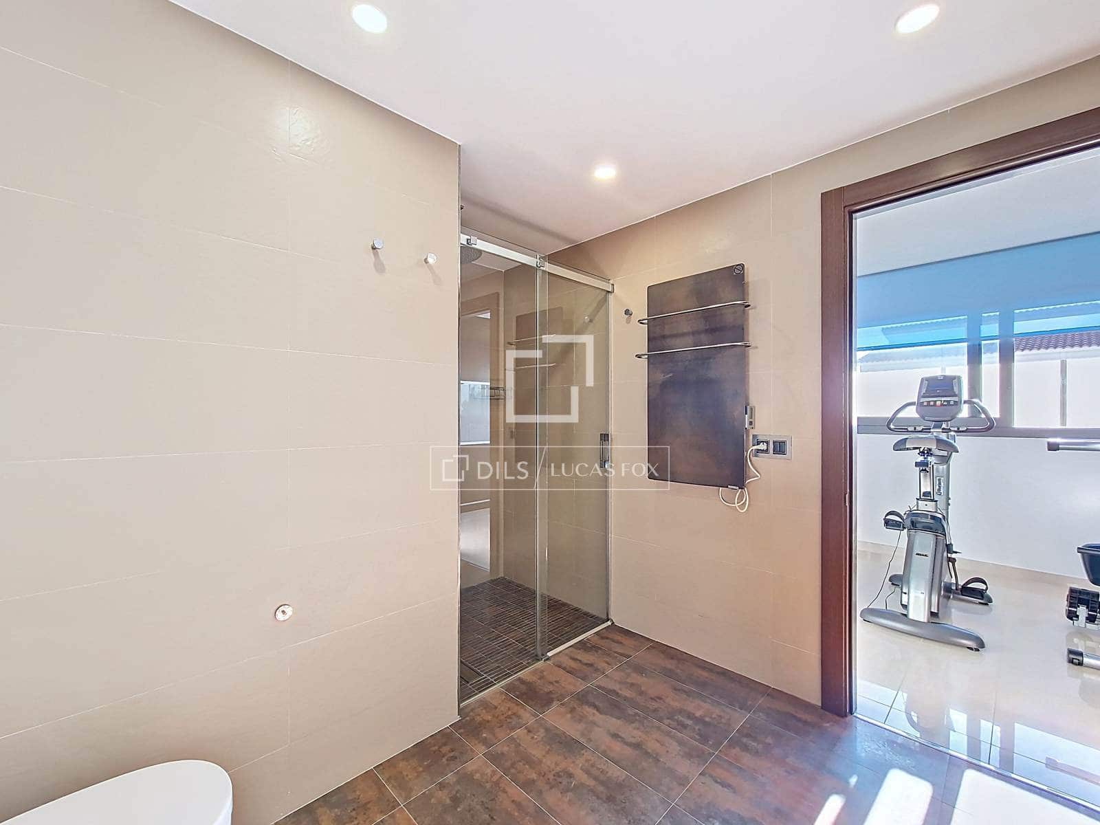 8 slaapkamer Villa te koop in Calafell met zwembad garage - € 1.442.000 (Ref: 9517859)