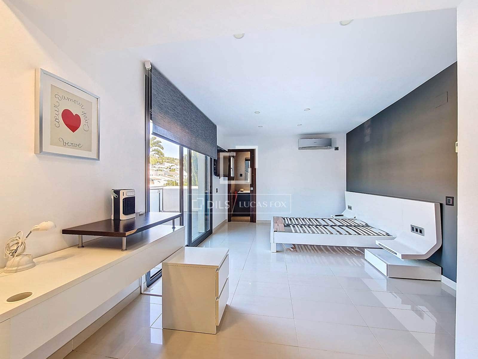 8 slaapkamer Villa te koop in Calafell met zwembad garage - € 1.442.000 (Ref: 9517859)