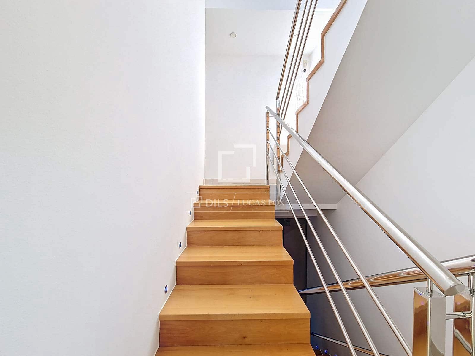 8 slaapkamer Villa te koop in Calafell met zwembad garage - € 1.442.000 (Ref: 9517859)