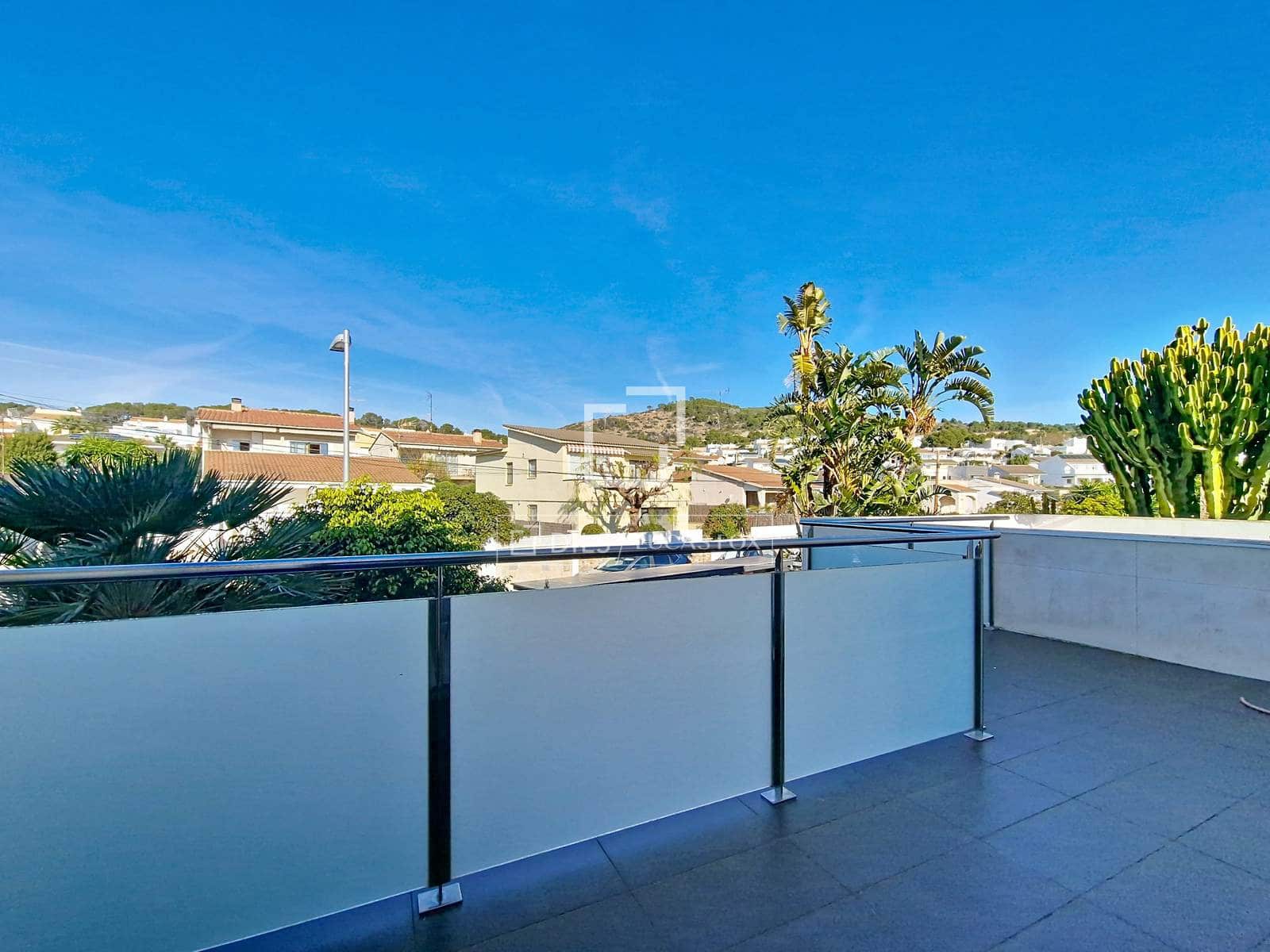 8 slaapkamer Villa te koop in Calafell met zwembad garage - € 1.442.000 (Ref: 9517859)