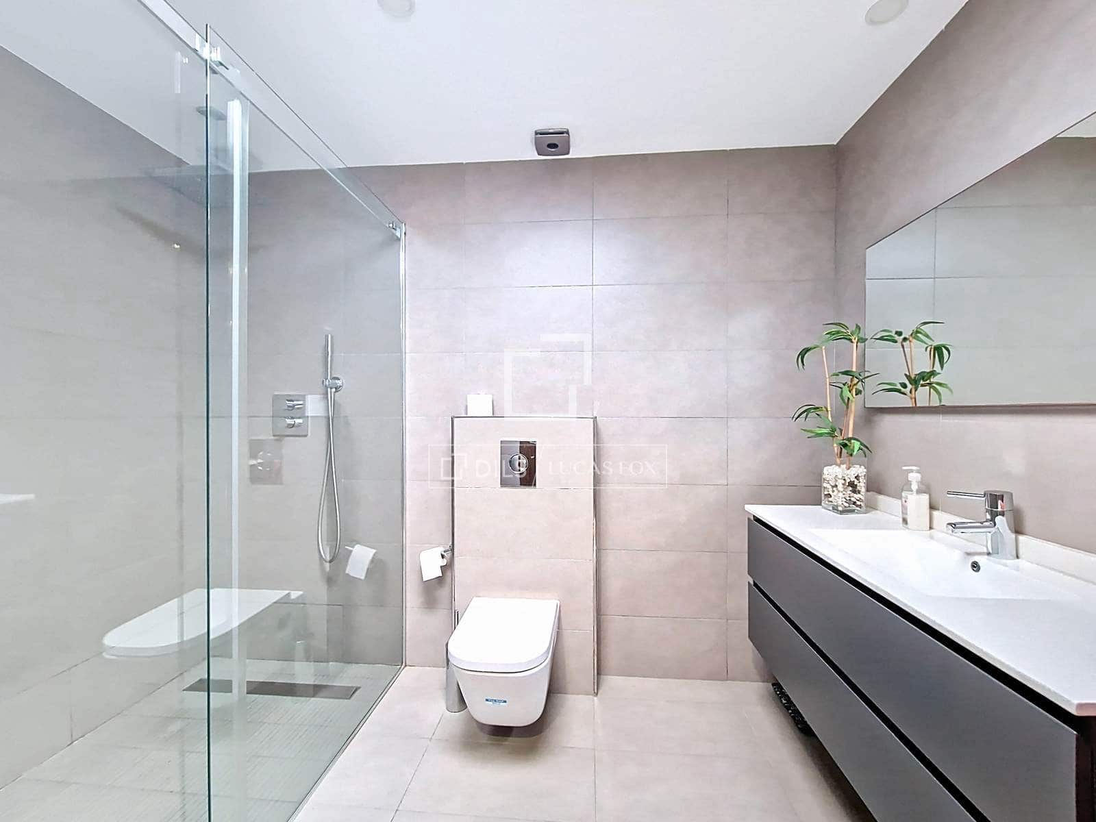 8 slaapkamer Villa te koop in Calafell met zwembad garage - € 1.442.000 (Ref: 9517859)