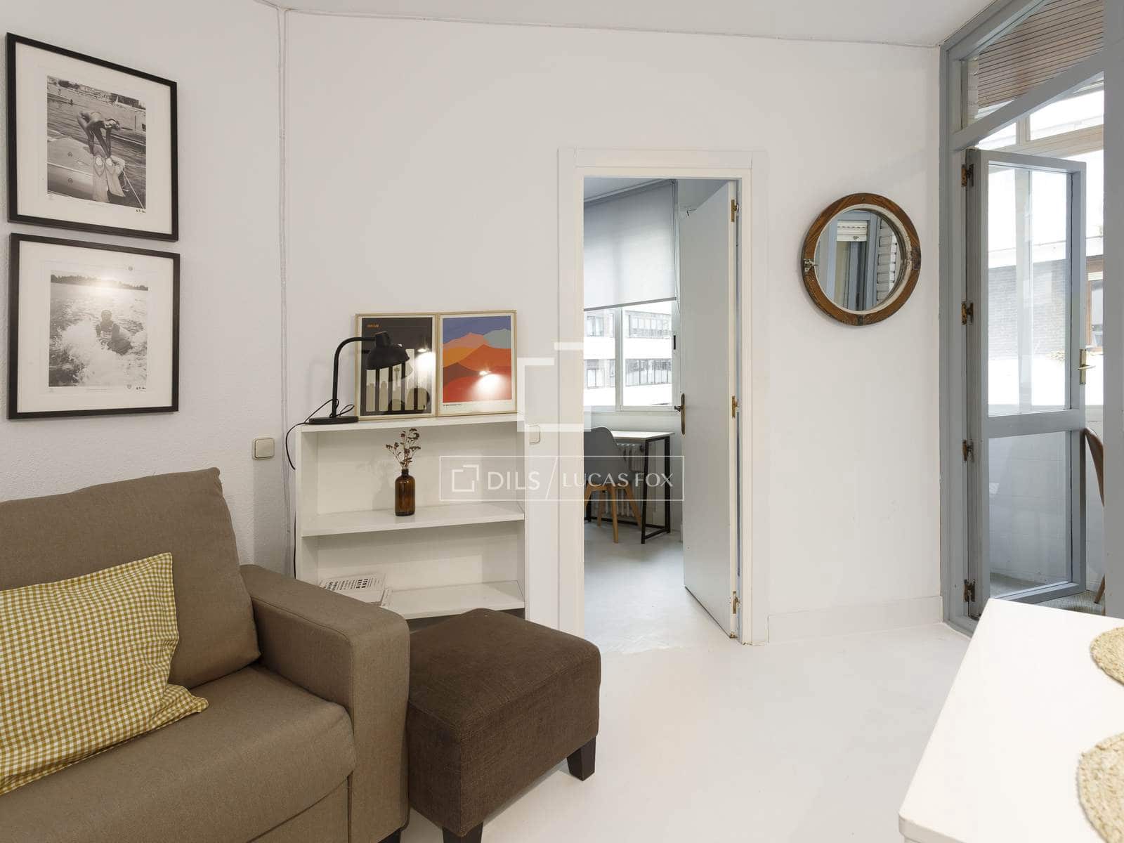 Apartamento de 2 habitaciones en Madrid ciudad en alquiler - 1.950 € (Ref: 9517860)