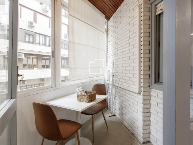 Apartamento de 2 habitaciones en Arapiles, Madrid ciudad en alquiler - 1.950 € (Ref: 9517860)