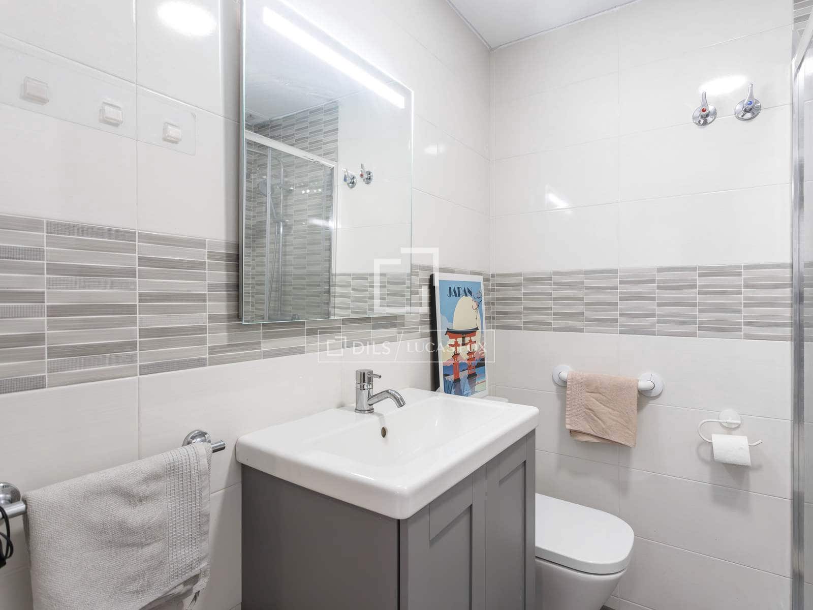 Apartamento de 2 habitaciones en Madrid ciudad en alquiler - 1.950 € (Ref: 9517860)