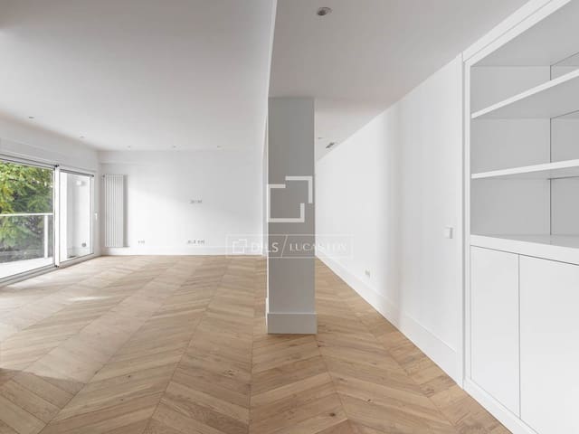 3 slaapkamer Appartement te koop in Jerónimos, Madrid stad met garage - € 3.100.000 (Ref: 9517962)