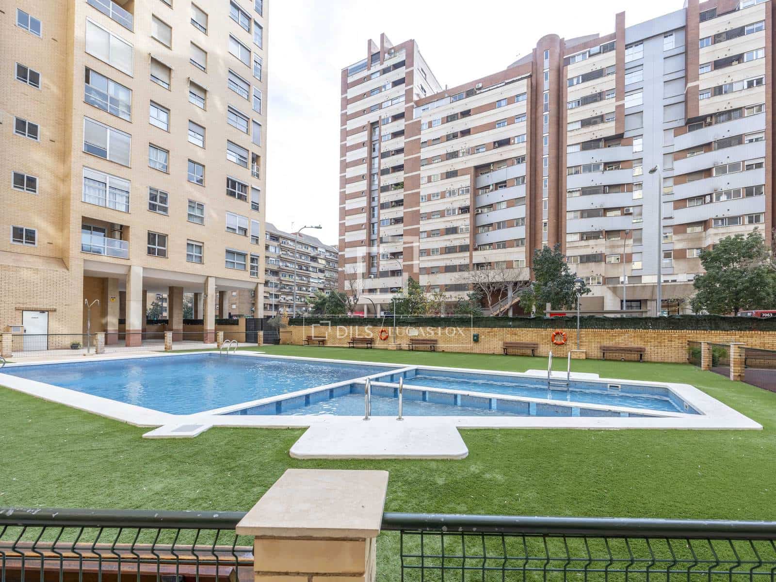Apartamento de 3 habitaciones en València ciudad en venta con piscina - 490.000 € (Ref: 9517963)