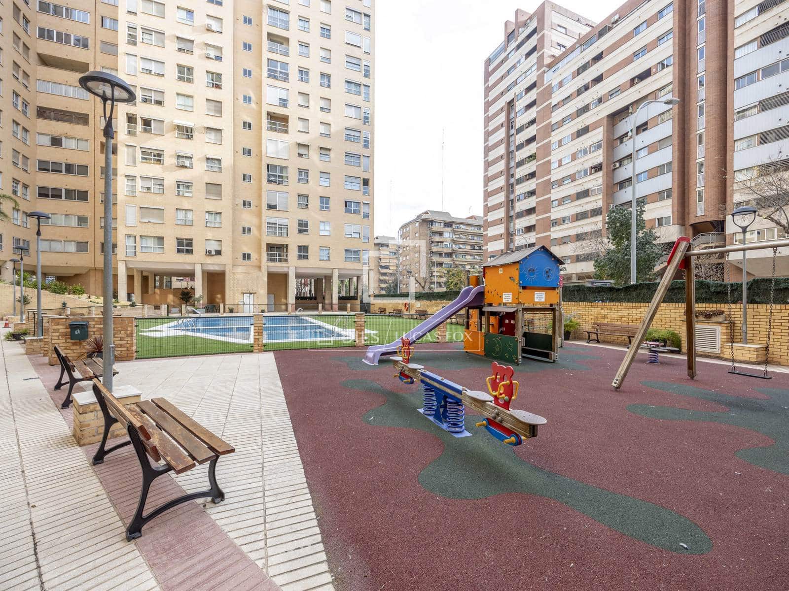 Apartamento de 3 habitaciones en València ciudad en venta con piscina - 490.000 € (Ref: 9517963)