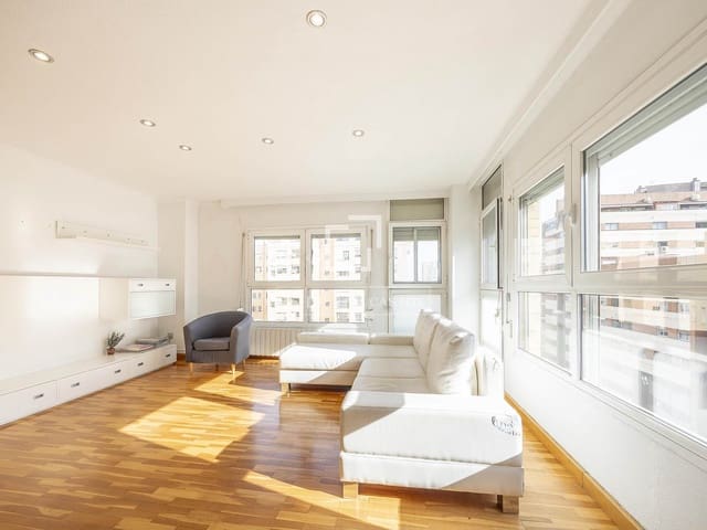 Apartamento de 3 habitaciones en València ciudad en venta con piscina - 490.000 € (Ref: 9517963)