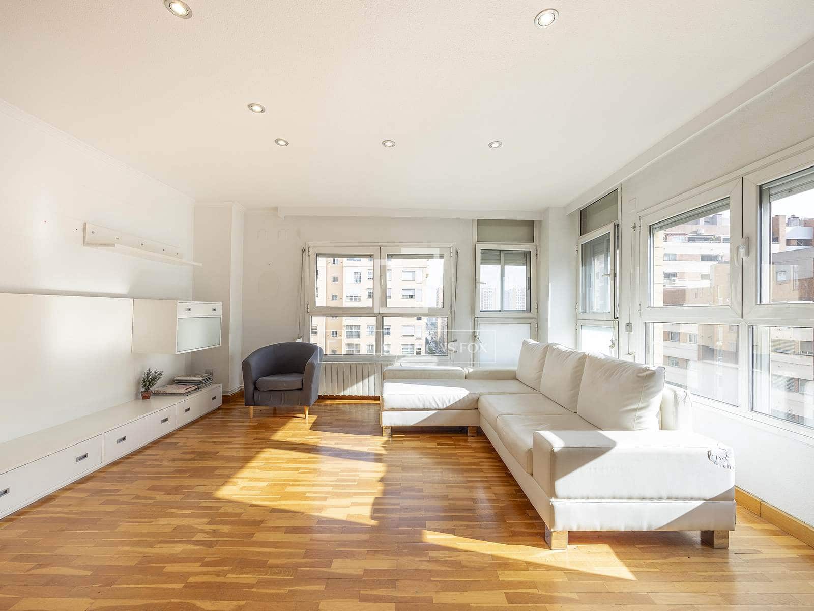 Apartamento de 3 habitaciones en València ciudad en venta con piscina - 490.000 € (Ref: 9517963)