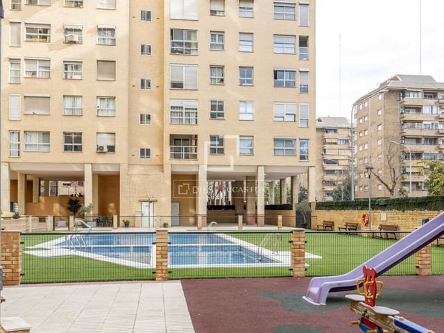Apartamento de 3 habitaciones en València ciudad en venta con piscina - 490.000 € (Ref: 9517963)