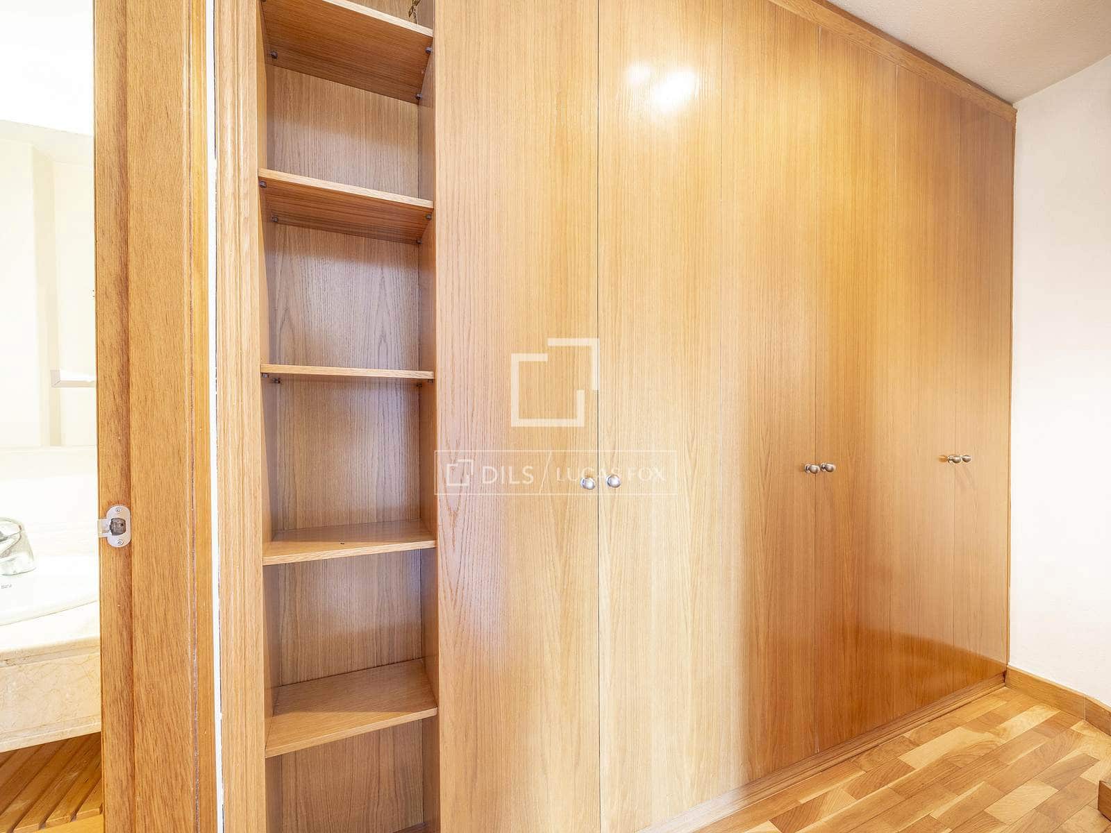 Apartamento de 3 habitaciones en València ciudad en venta con piscina - 490.000 € (Ref: 9517963)