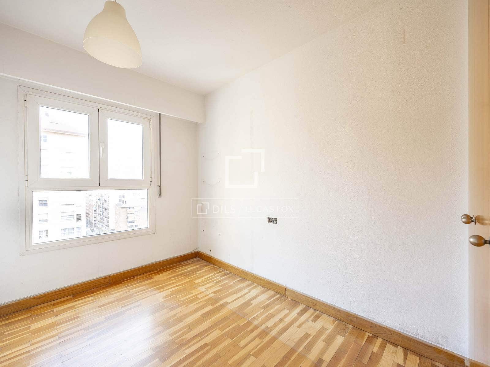 Apartamento de 3 habitaciones en València ciudad en venta con piscina - 490.000 € (Ref: 9517963)