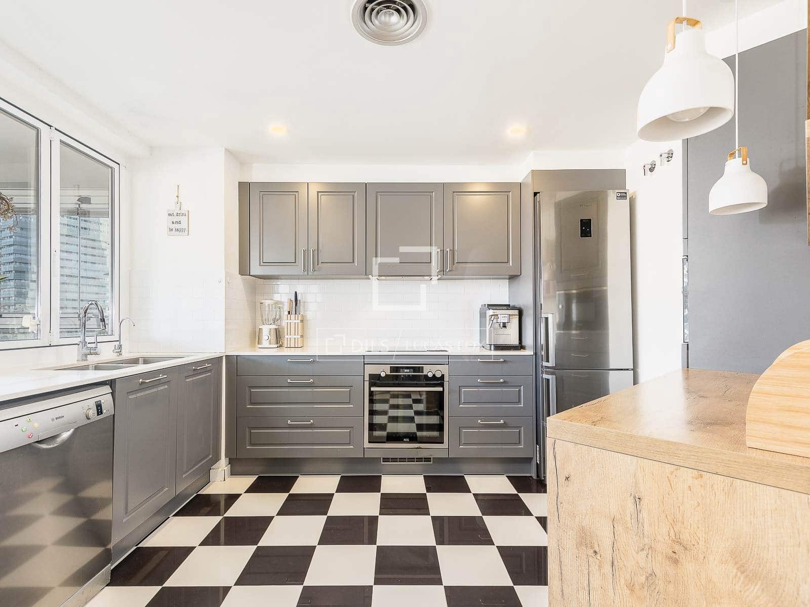 Apartamento de 2 habitaciones en Barcelona ciudad en venta con piscina garaje - 1.100.000 € (Ref: 9517964)