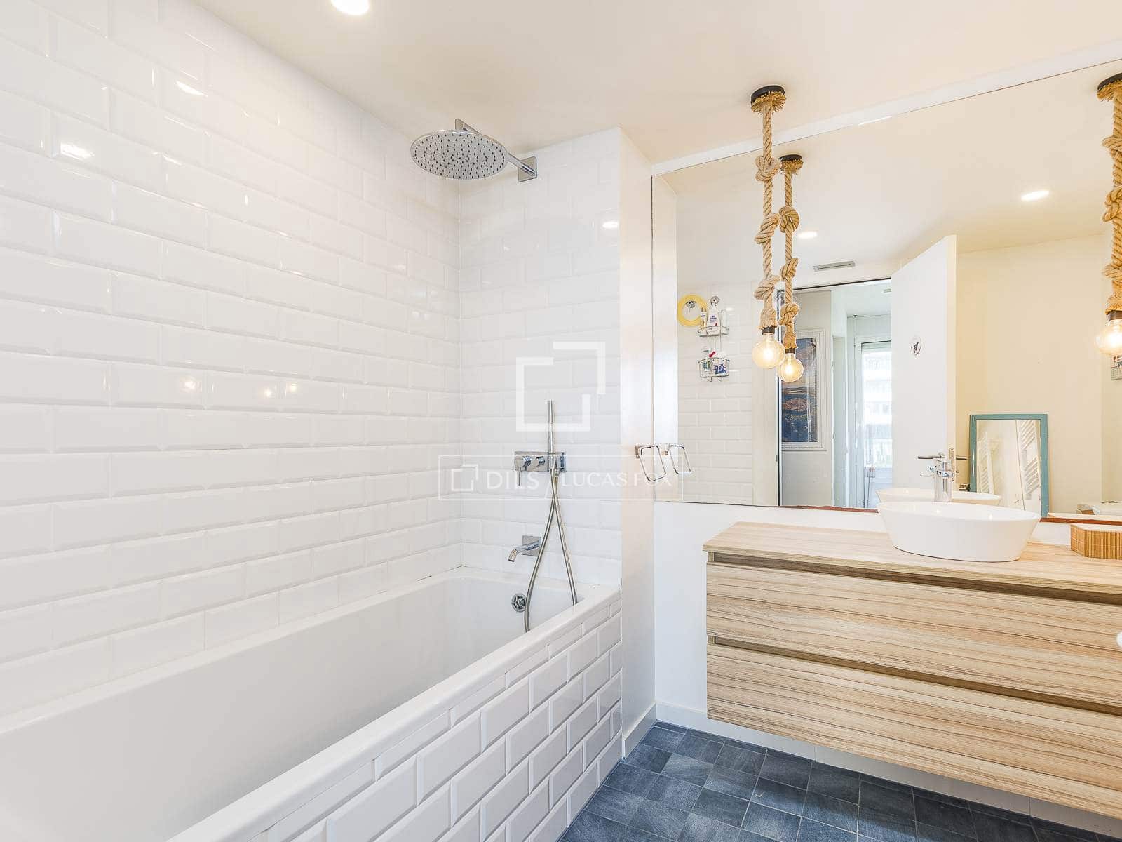 Apartamento de 2 habitaciones en Barcelona ciudad en venta con piscina garaje - 1.100.000 € (Ref: 9517964)