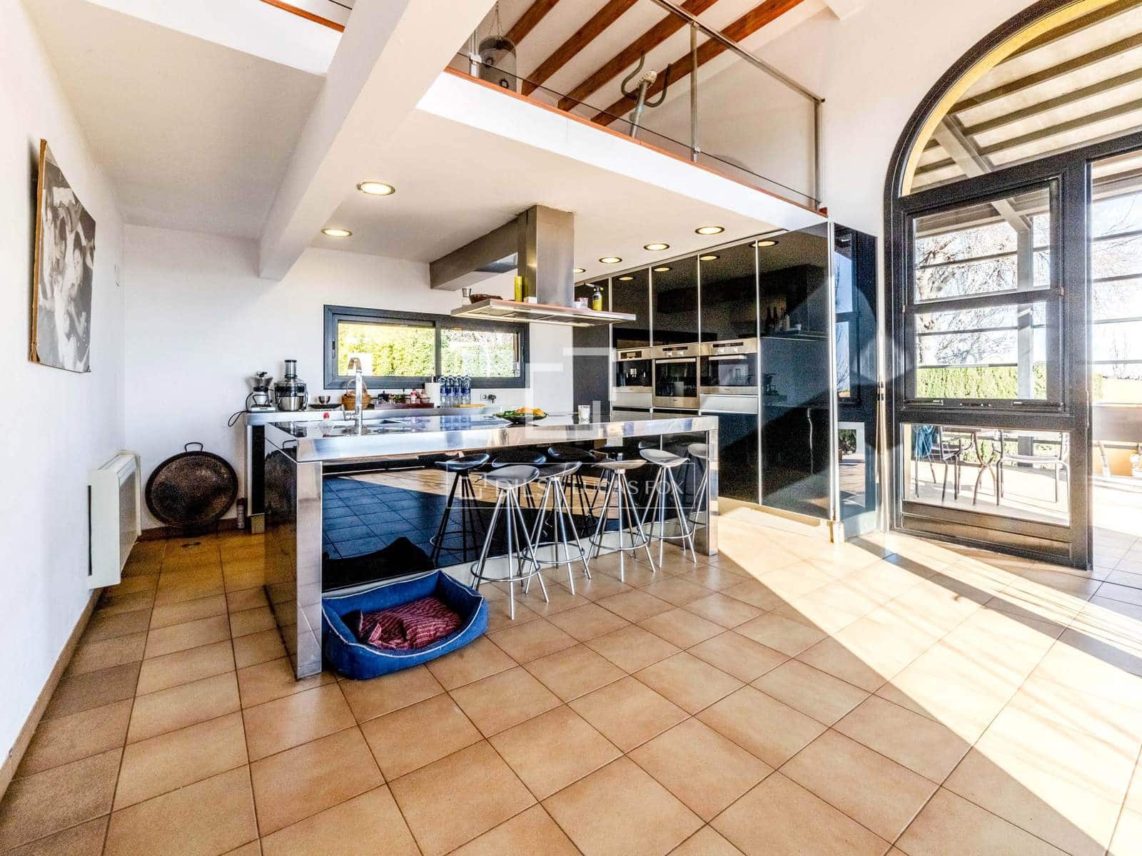 Finca/Casa Rural de 4 habitaciones en Castellví de la Marca en venta con piscina garaje - 1.290.000 € (Ref: 9517966)