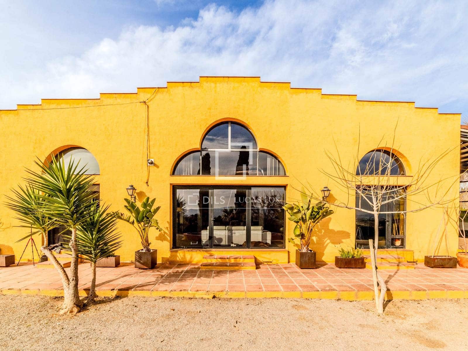 Finca/Casa Rural de 4 habitaciones en Castellví de la Marca en venta con piscina garaje - 1.290.000 € (Ref: 9517966)