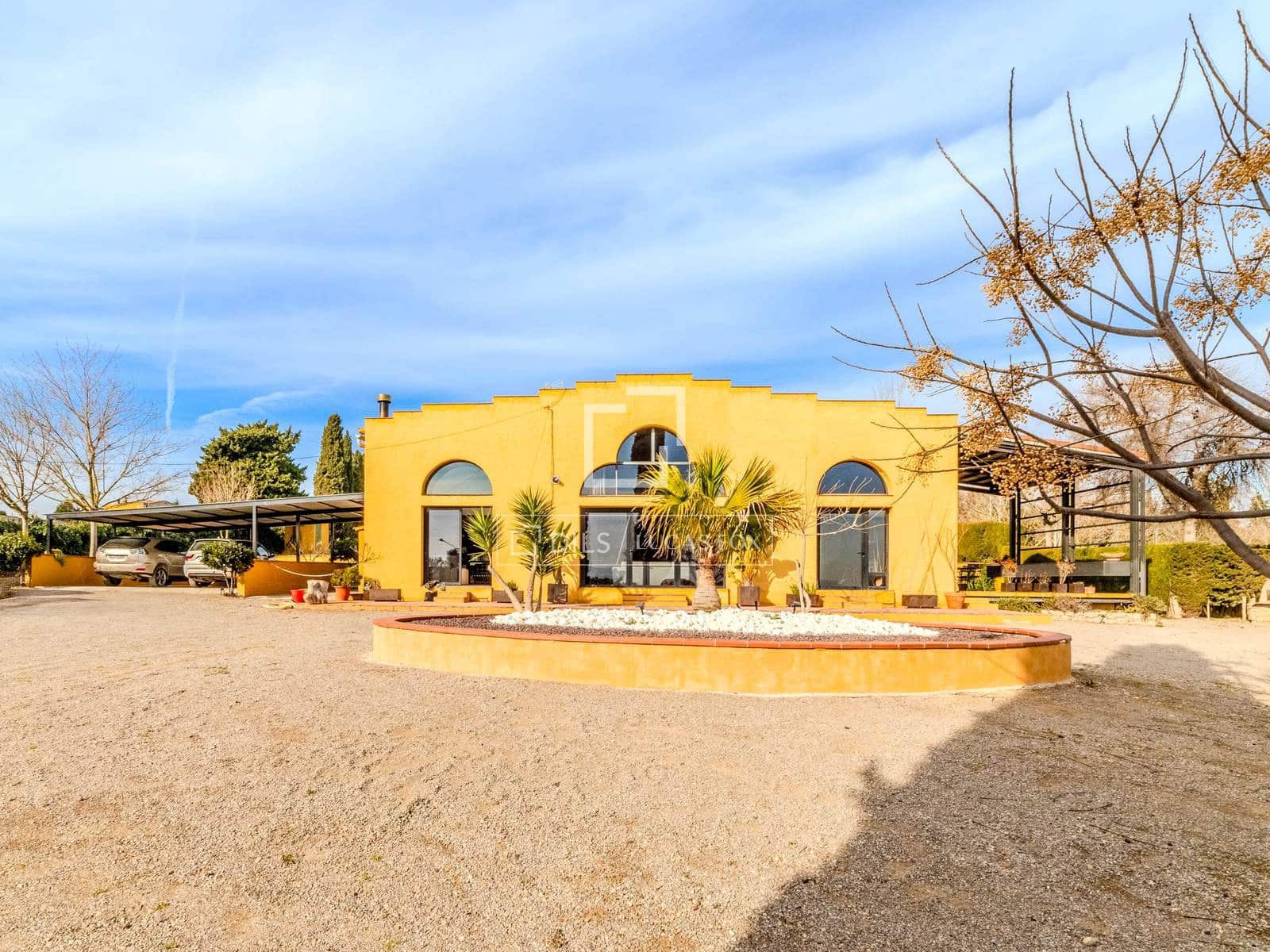 Finca/Casa Rural de 4 habitaciones en Castellví de la Marca en venta con piscina garaje - 1.290.000 € (Ref: 9517966)