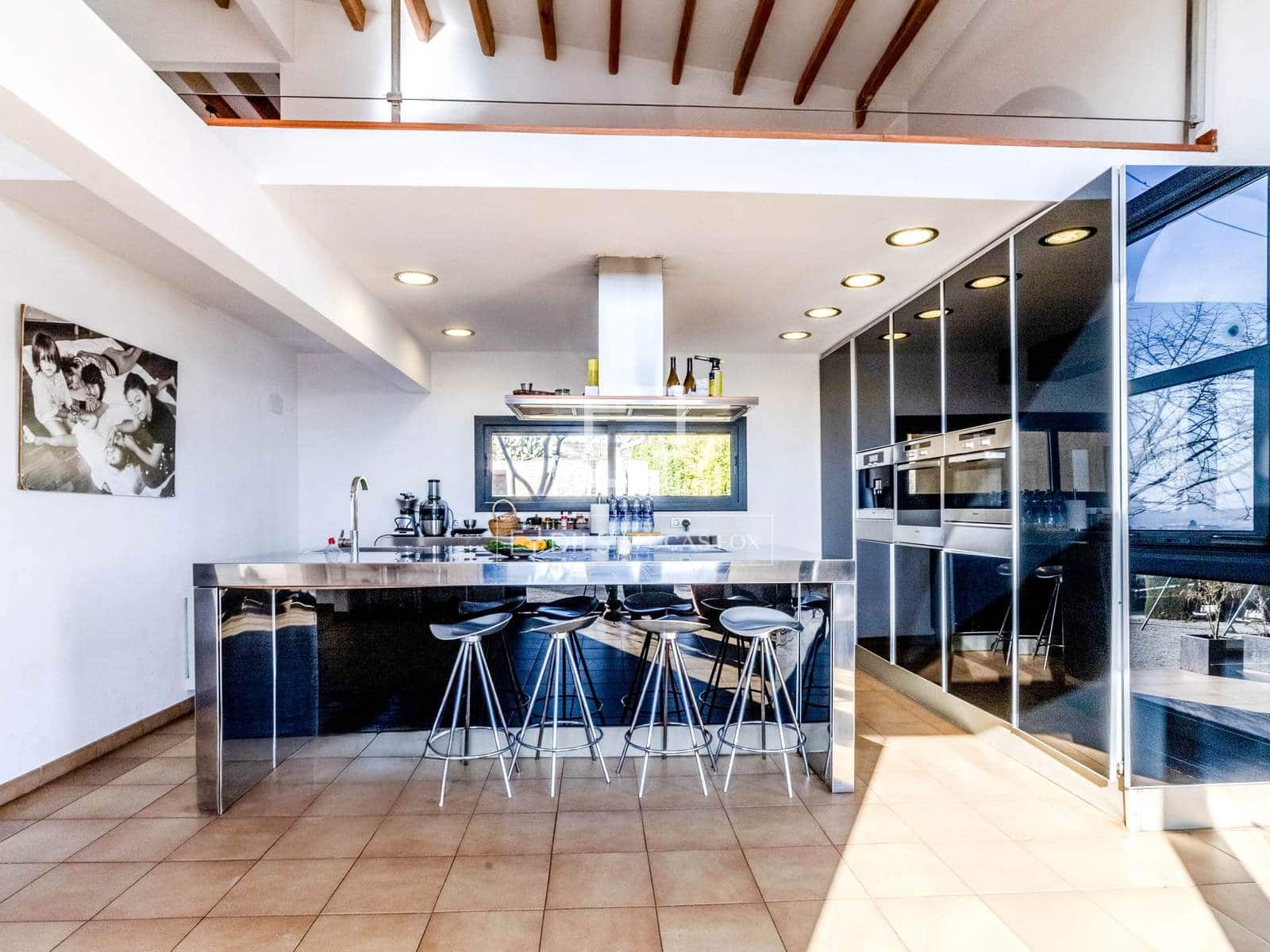 4 quarto Quinta/Casa Rural para venda em Castellvi de la Marca com piscina garagem - 1 290 000 € (Ref: 9517966)