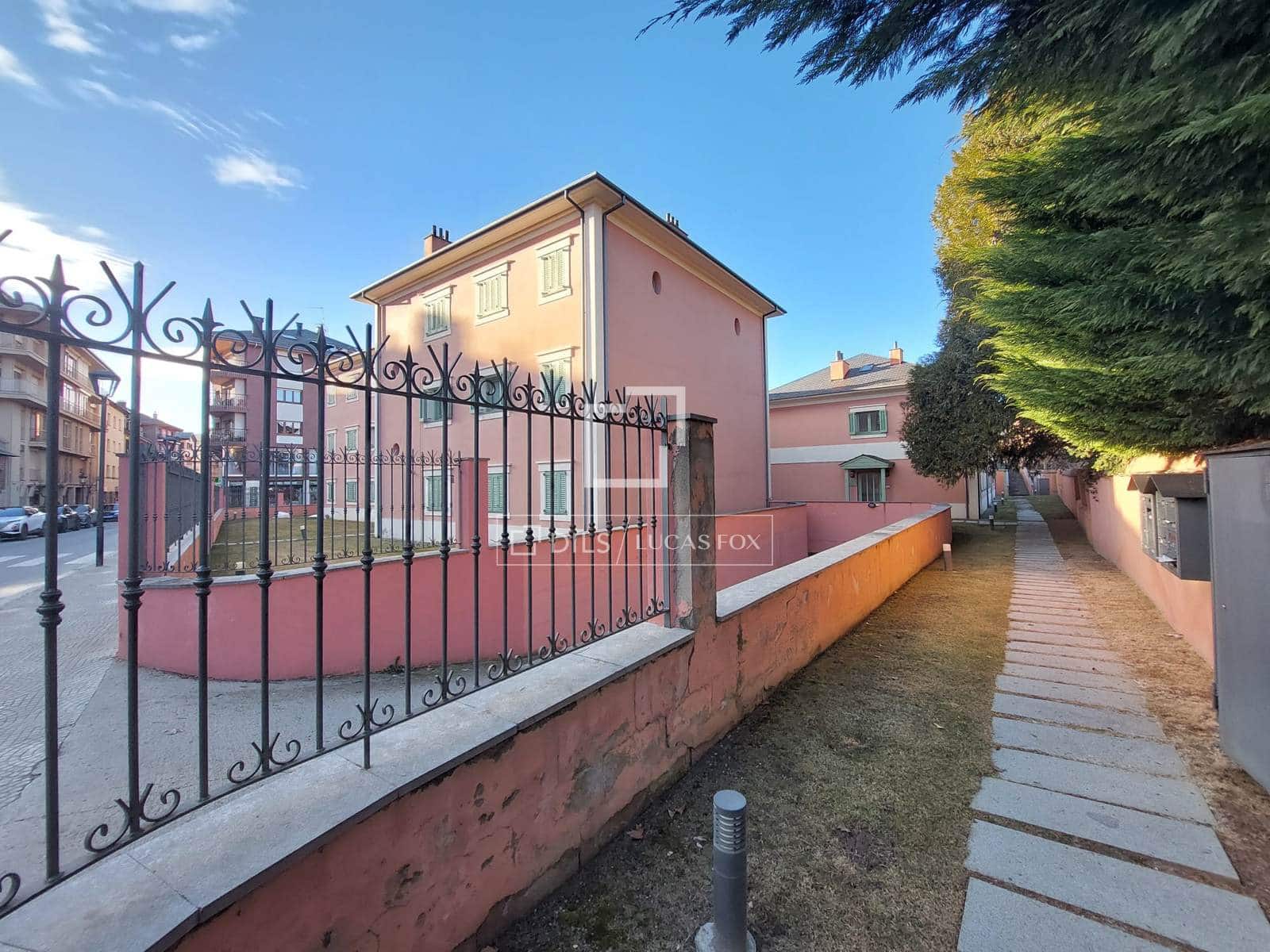 3 soverom Leilighet til salgs i Puigcerda med garasje - € 500 000 (Ref: 9519331)