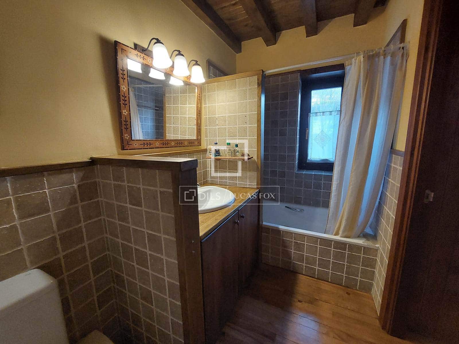 3 bedroom Villa for sale in Fontanals de Cerdanya - € 530,000 (Ref: 9519332)