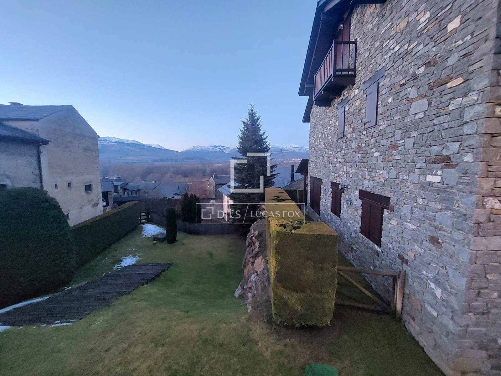3 bedroom Villa for sale in Fontanals de Cerdanya - € 530,000 (Ref: 9519332)