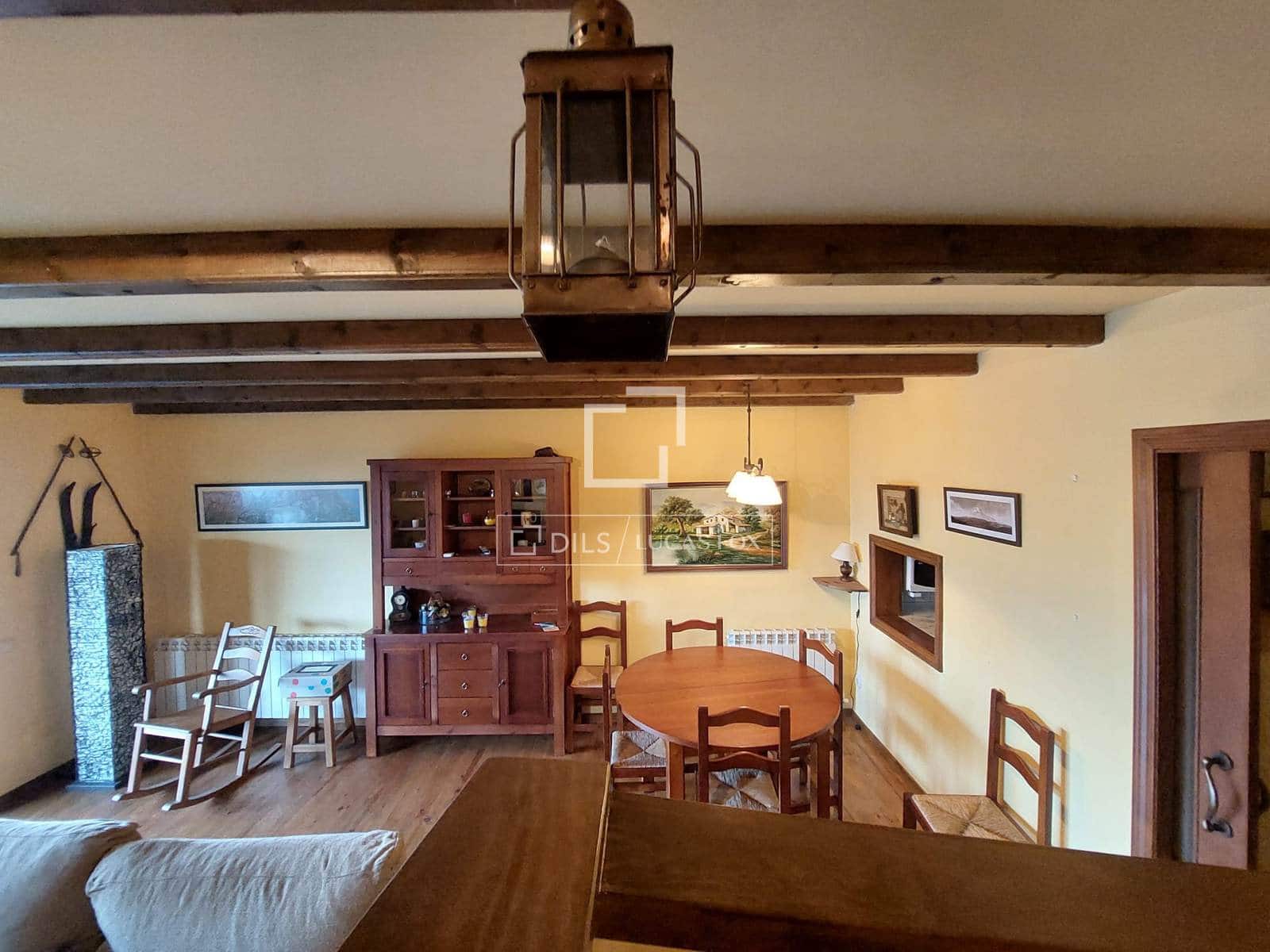 3 bedroom Villa for sale in Fontanals de Cerdanya - € 530,000 (Ref: 9519332)