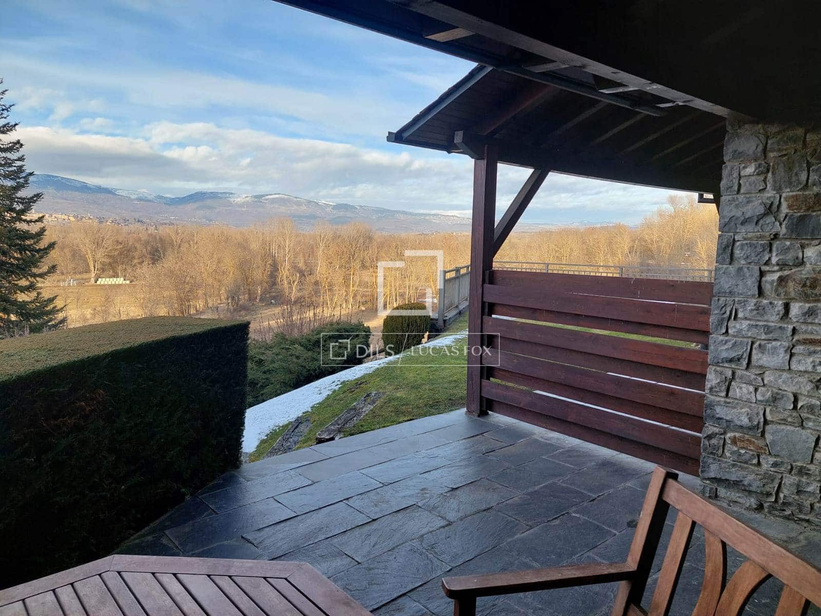 3 bedroom Villa for sale in Fontanals de Cerdanya - € 530,000 (Ref: 9519332)