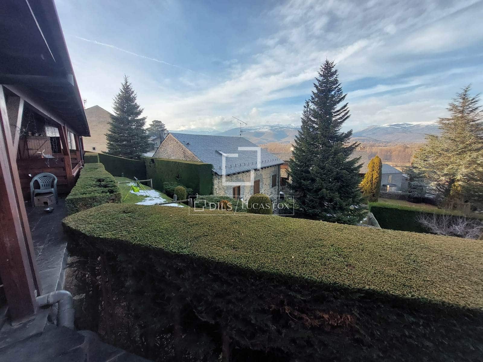 3 bedroom Villa for sale in Fontanals de Cerdanya - € 530,000 (Ref: 9519332)