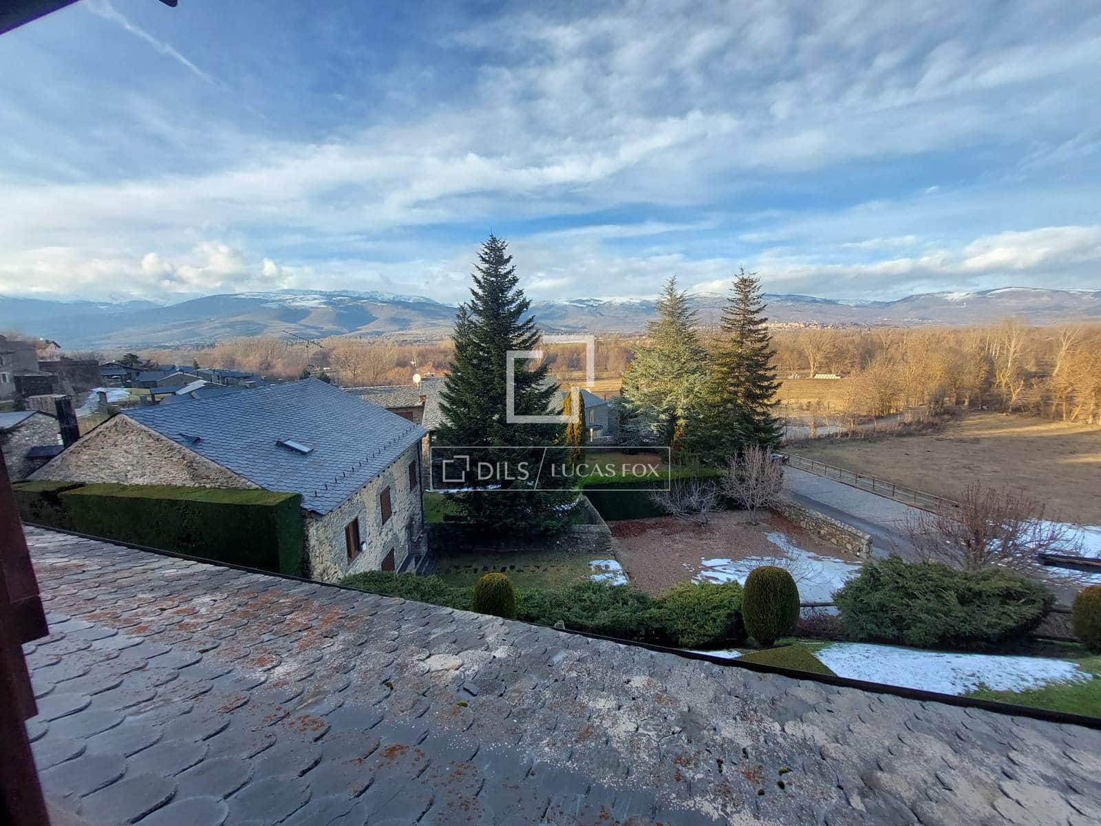 3 bedroom Villa for sale in Fontanals de Cerdanya - € 530,000 (Ref: 9519332)