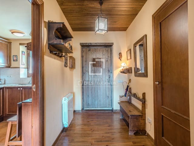 3 bedroom Villa for sale in Fontanals de Cerdanya - € 530,000 (Ref: 9519332)