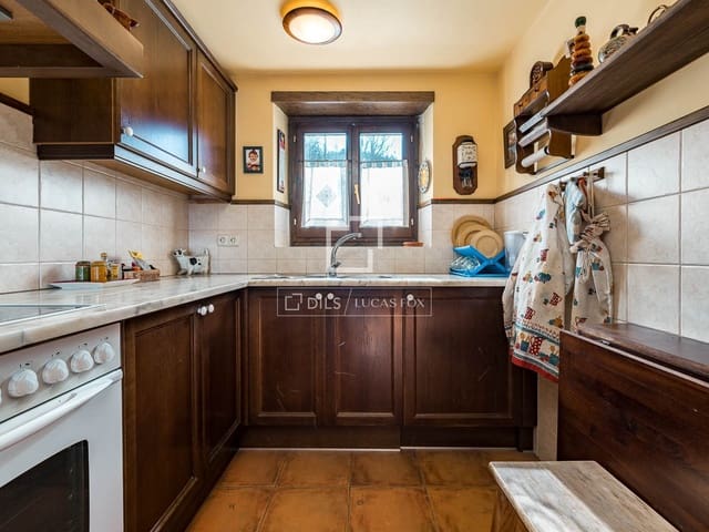 3 bedroom Villa for sale in Fontanals de Cerdanya - € 530,000 (Ref: 9519332)