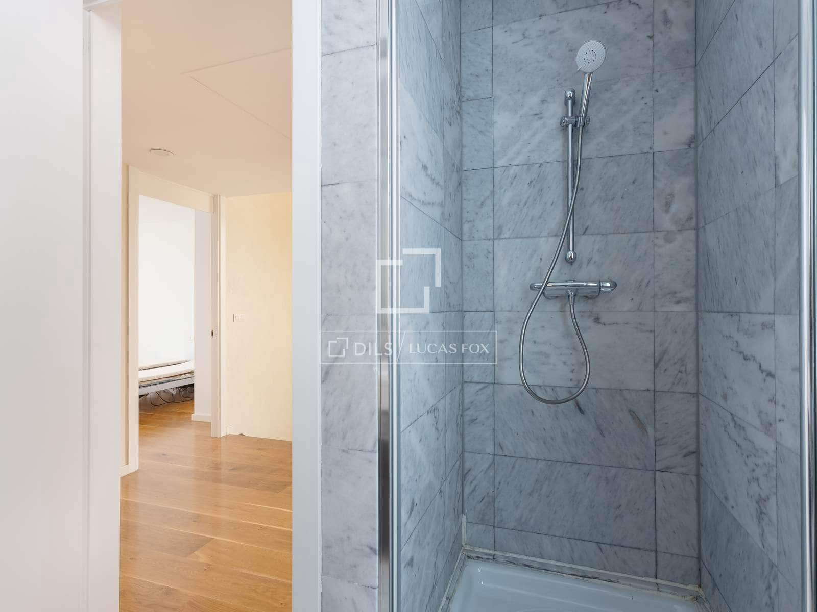 4 chambre Villa/Maison à vendre à Sant Vicenc de Montalt avec piscine garage - 889 000 € (Ref: 9519376)