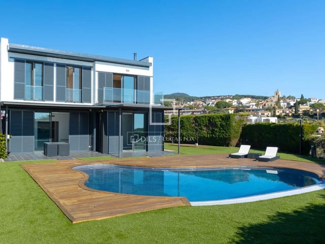 4 sypialnia Willa na sprzedaż w Sant Vicenç de Montalt z basenem garażem - 889 000 € (Ref: 9519376)