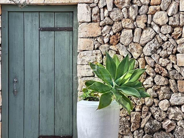 5 sypialnia Willa na sprzedaż w San Luis / Sant Lluís z basenem - 990 000 € (Ref: 9521461)