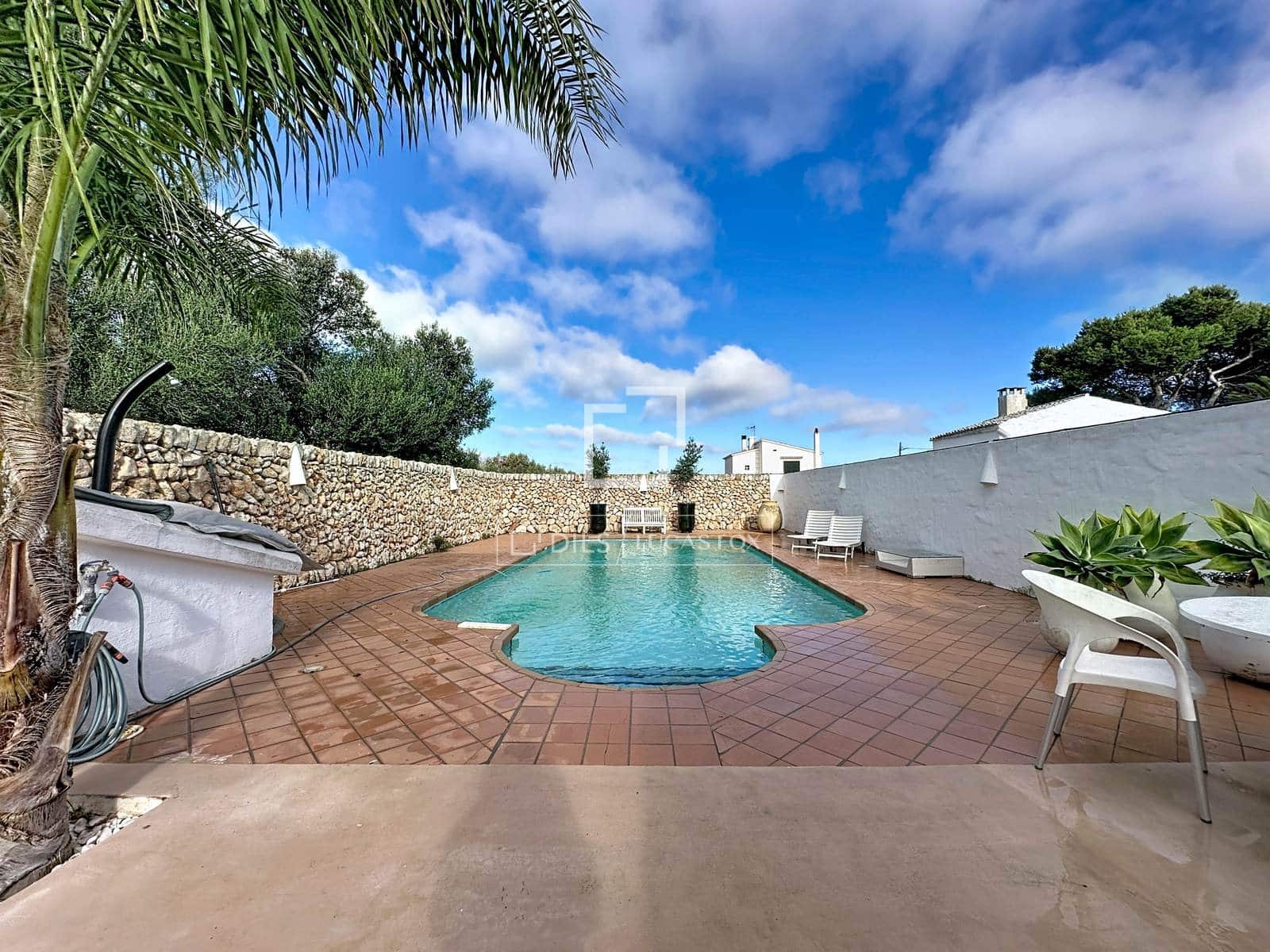 5 sypialnia Willa na sprzedaż w San Luis / Sant Lluis z basenem - 990 000 € (Ref: 9521461)