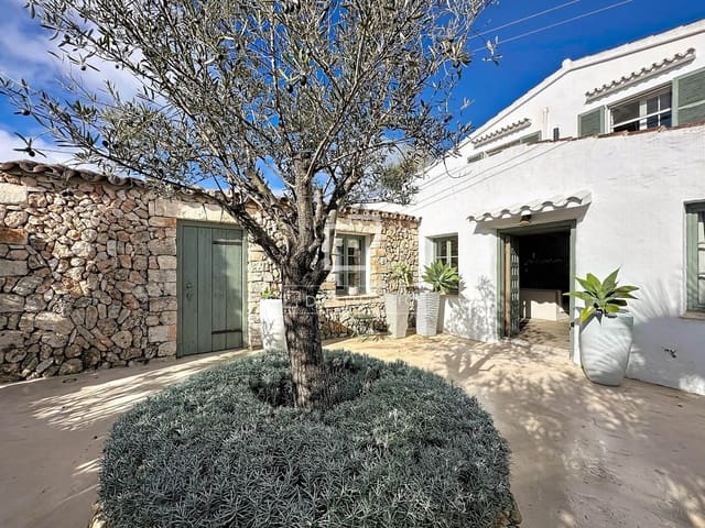 5 sypialnia Willa na sprzedaż w San Luis / Sant Lluís z basenem - 990 000 € (Ref: 9521461)