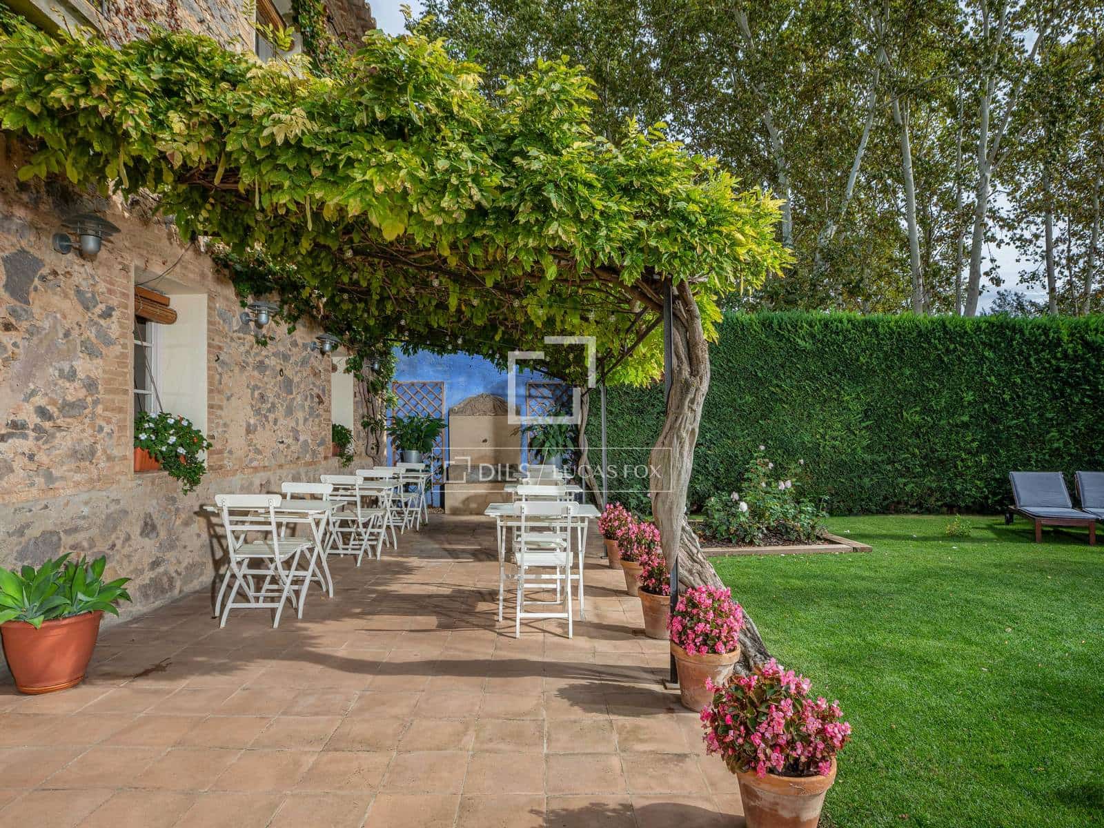 8 bedroom Finca/Country House for sale in Torroella de Fluvia with pool - € 1,495,000 (Ref: 9522834)