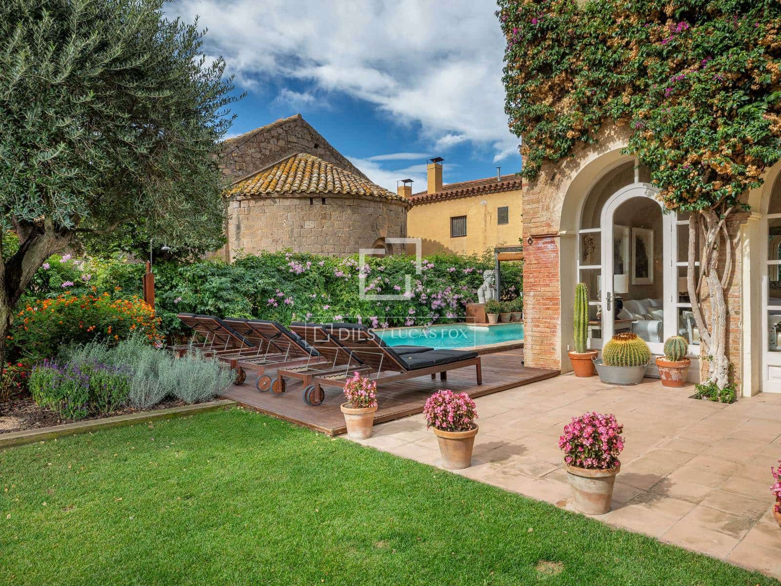 8 bedroom Finca/Country House for sale in Torroella de Fluvia with pool - € 1,495,000 (Ref: 9522834)