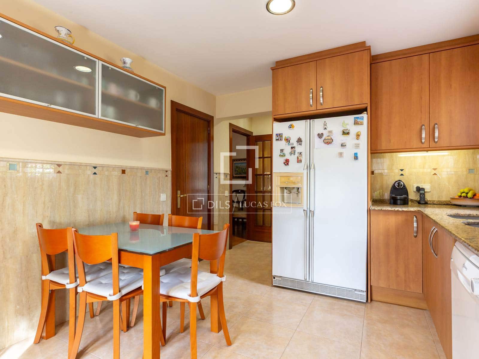 6 bedroom Villa for sale in Sant Just Desvern with garage - € 1,480,000 (Ref: 9522835)