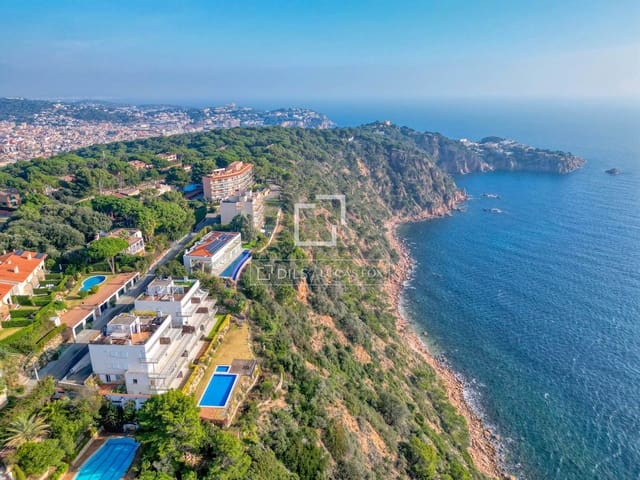 4 Zimmer Apartment zu verkaufen in Sant Feliu de Guíxols mit Pool Garage - 950.000 € (Ref: 9523305)