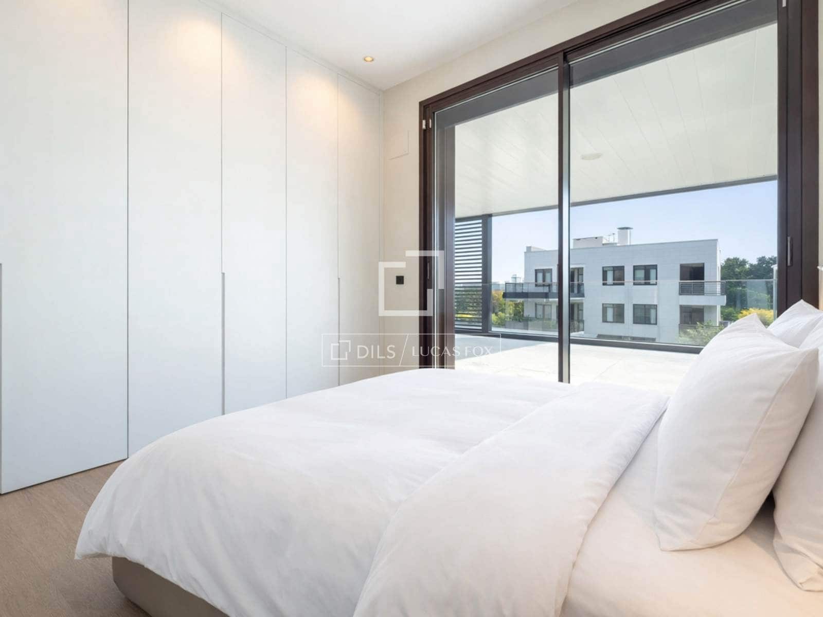 3 sypialnia Apartament na sprzedaż w Miasto Tarragona z basenem garażem - 945 000 € (Ref: 9523306)